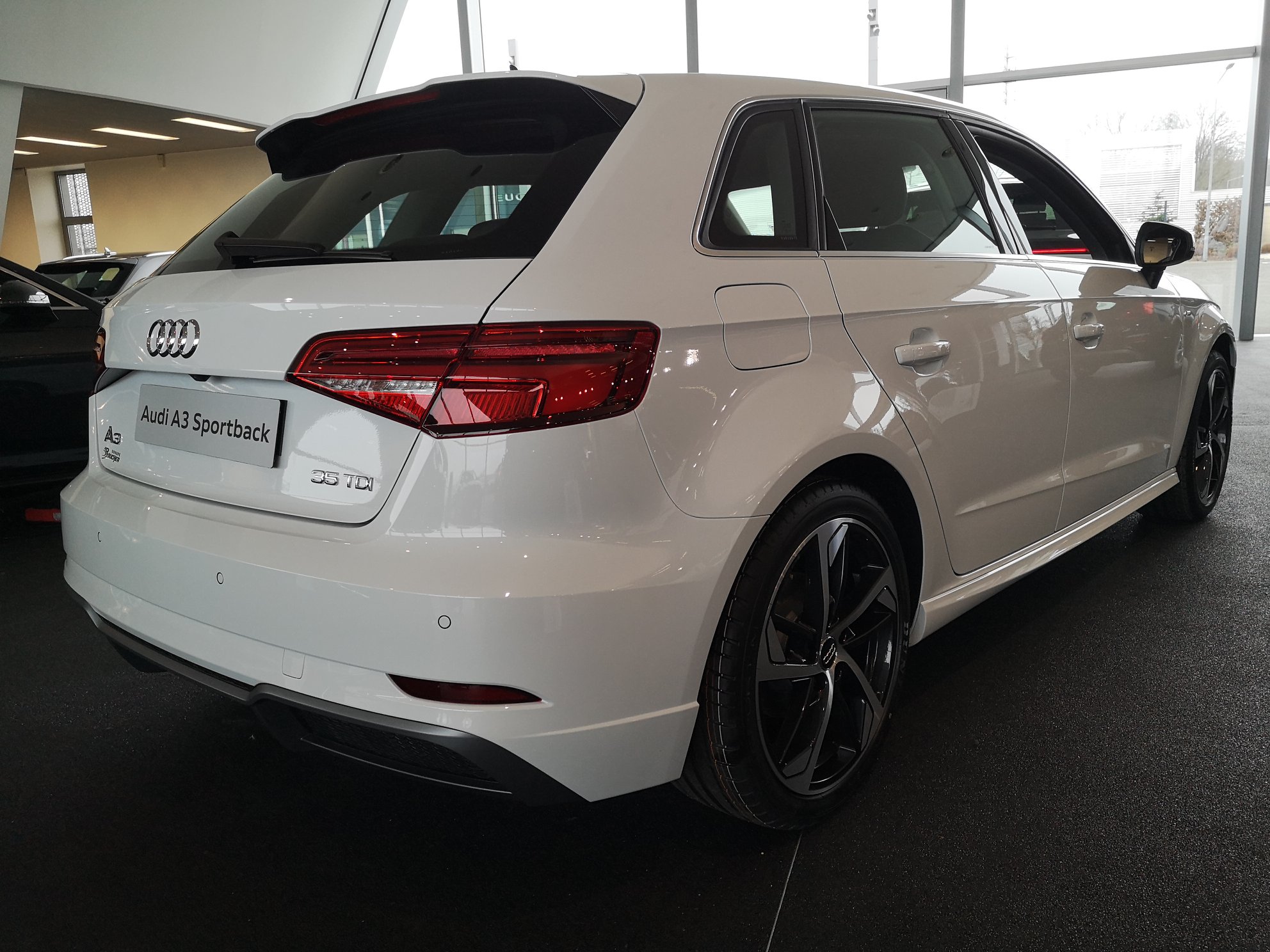 audi_a3_3